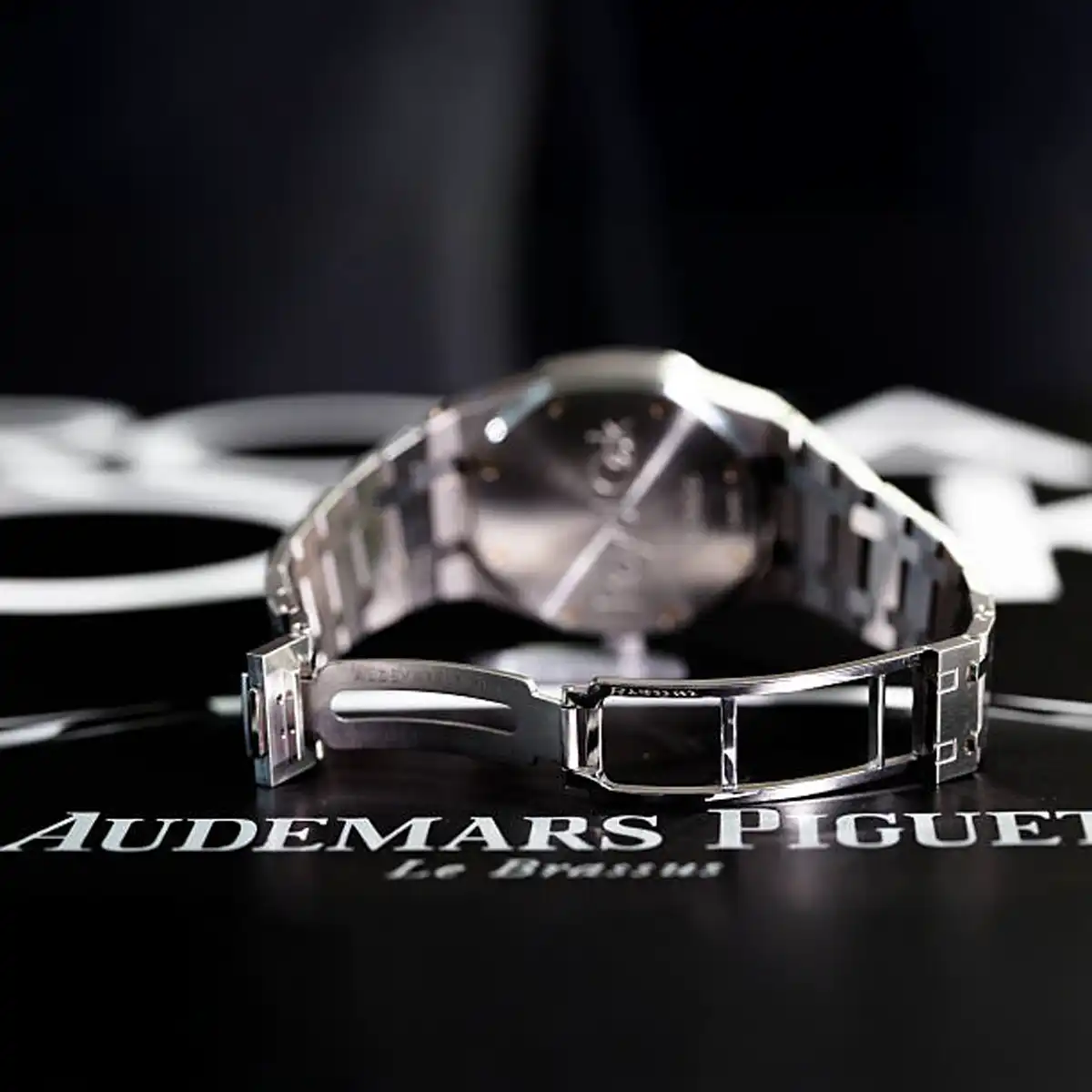 audemars piguet, royal oak, luxury sports